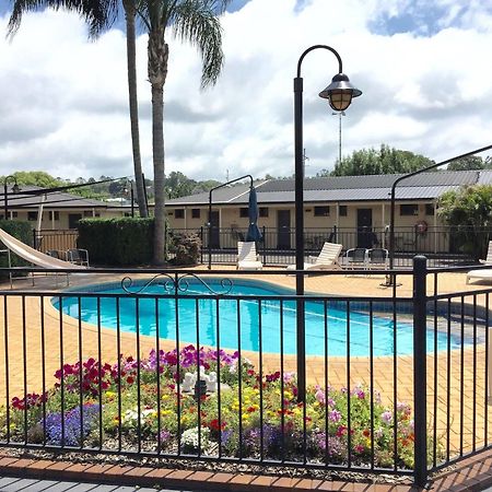 James Street Motor Inn Toowoomba Ngoại thất bức ảnh